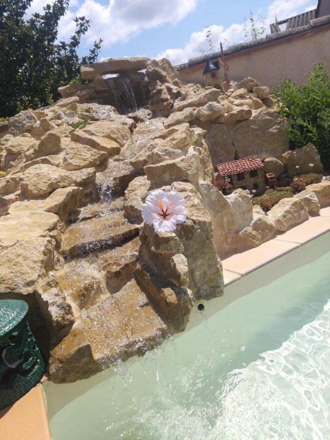 Apartmán Gite T2 Avec Grande Piscine Villeneuve-la-Comptal Exteriér fotografie